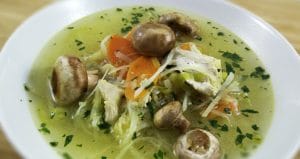 Asiatisk kyllingesuppe med et twist
