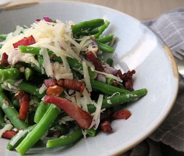 Bønnesalat med bacon