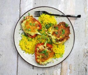 Billede af fyldte peberfrugter med oksekød.