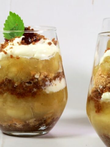 Billede af gammeldags æblekage. .