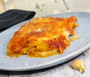 Vegansk lasagne med hvidkål og kartofler