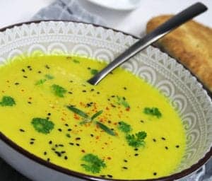 Vegansk karry blomkålssuppe