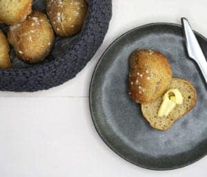 Koldhævede morgenboller