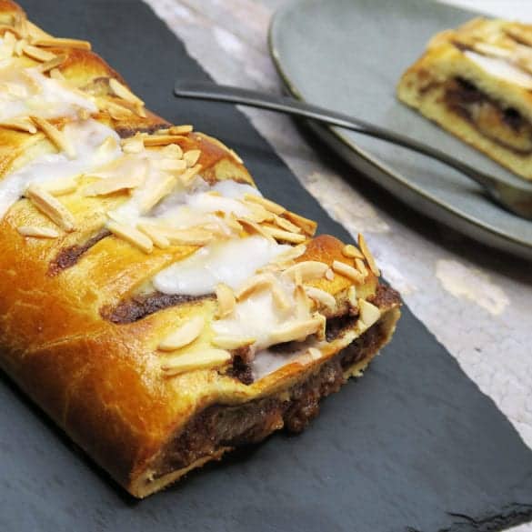 kanelstang-med-remonce Kanelstang med remonce og vaniljecreme