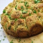 hvidløgsbrød Hvidløgsbrød som pull-apart