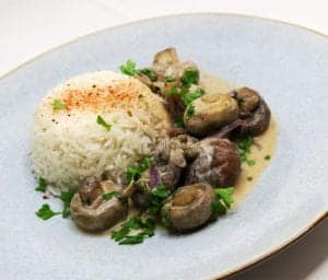 Flamberet svampe stroganoff
