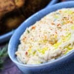 Cremet-hummus-af-cannellini-bønner Cremet hummus af cannellini bønner (hvid bønnedip)