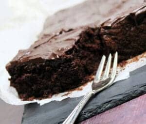 billede med svampet chokoladekage