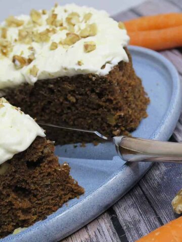 Billede af gulerodskage.