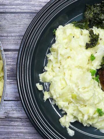 Billede af stuvet hvidkål.