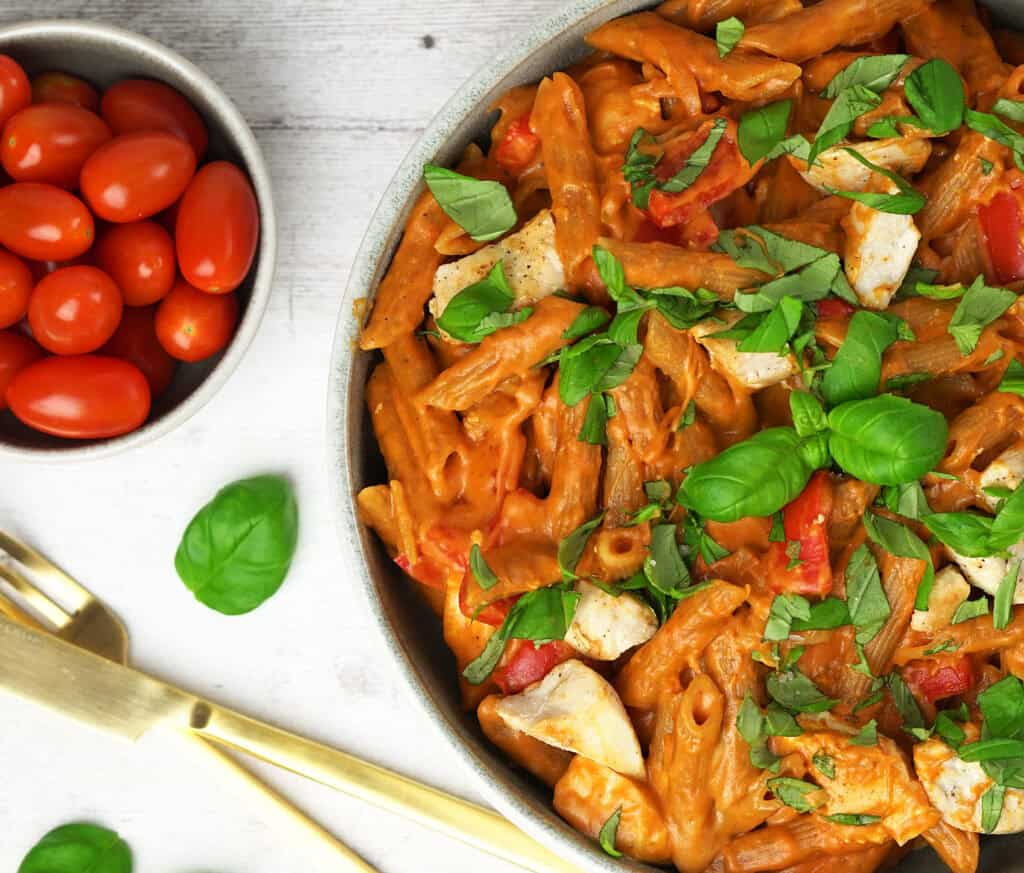 One Pot Pasta Med Kylling Og Mozzarella One Pot Pasta Med Kylling Og Mozzarella