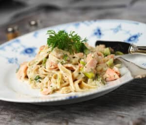 Pasta med laks og fløde