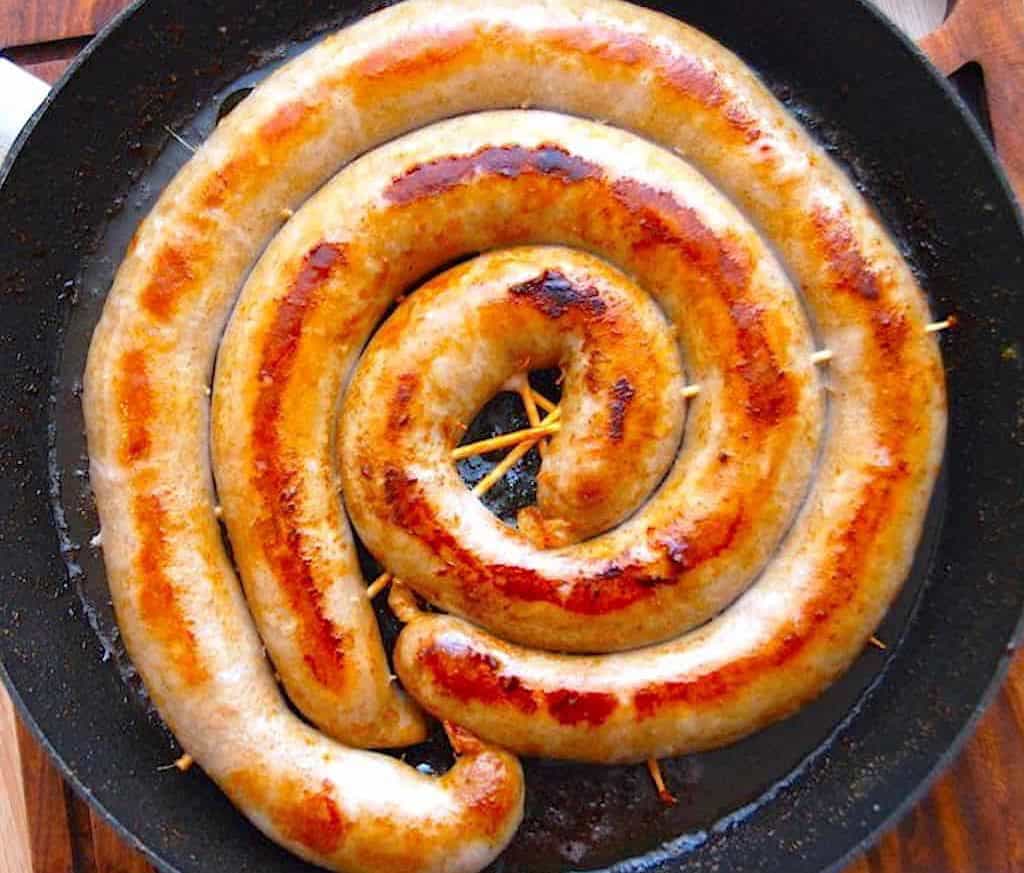 Medister (sådan koges og steges medisterpølse)