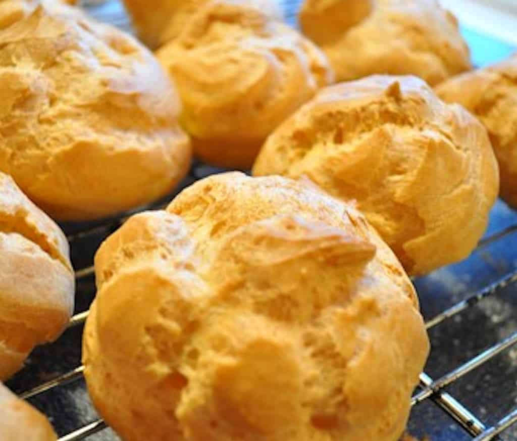 Vandbakkelser (den klassiske og sikre opskrift på vandbakkelse)